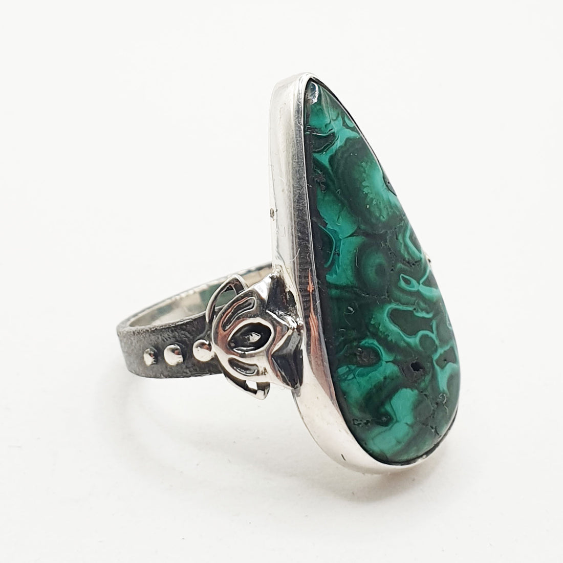 Voya Ring