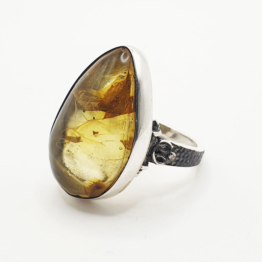 Lia Ring