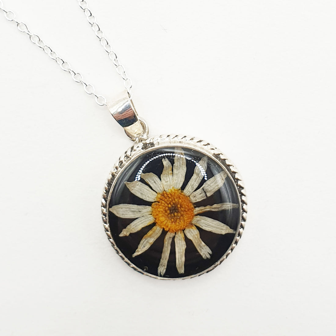 Daisy Silver Necklace
