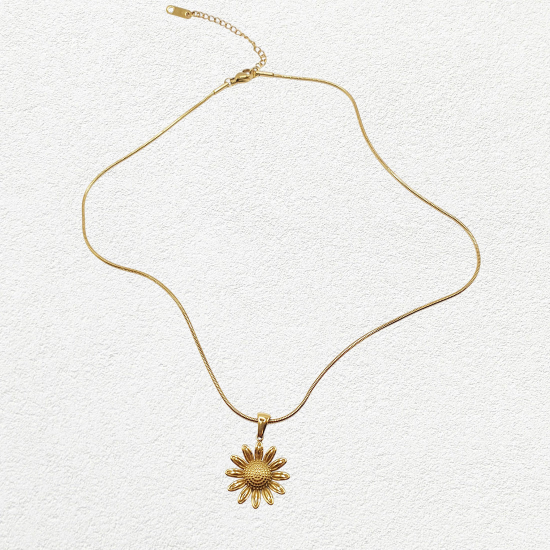 Flora Necklace