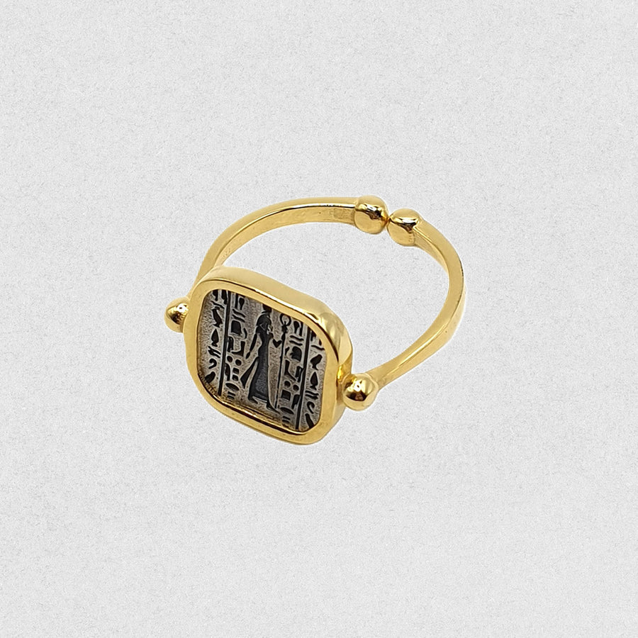 Nefertiti Ring