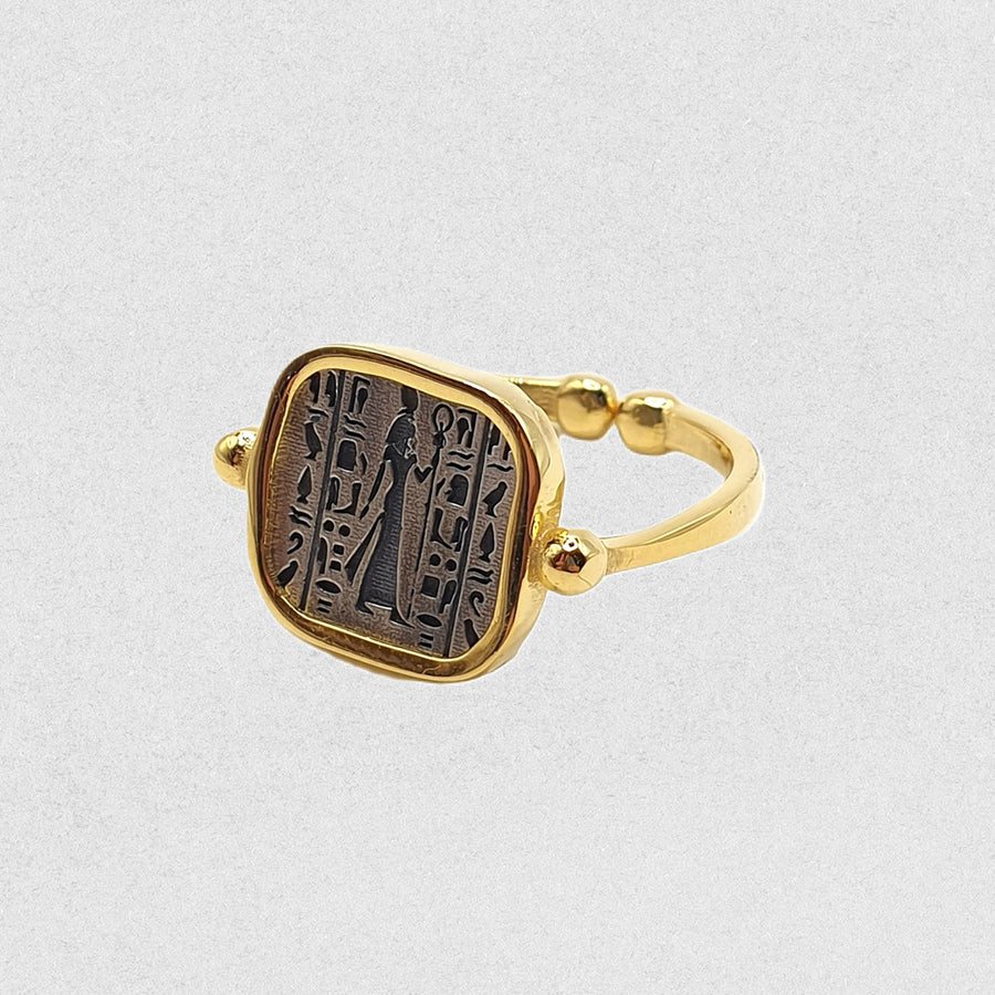 Nefertiti Ring