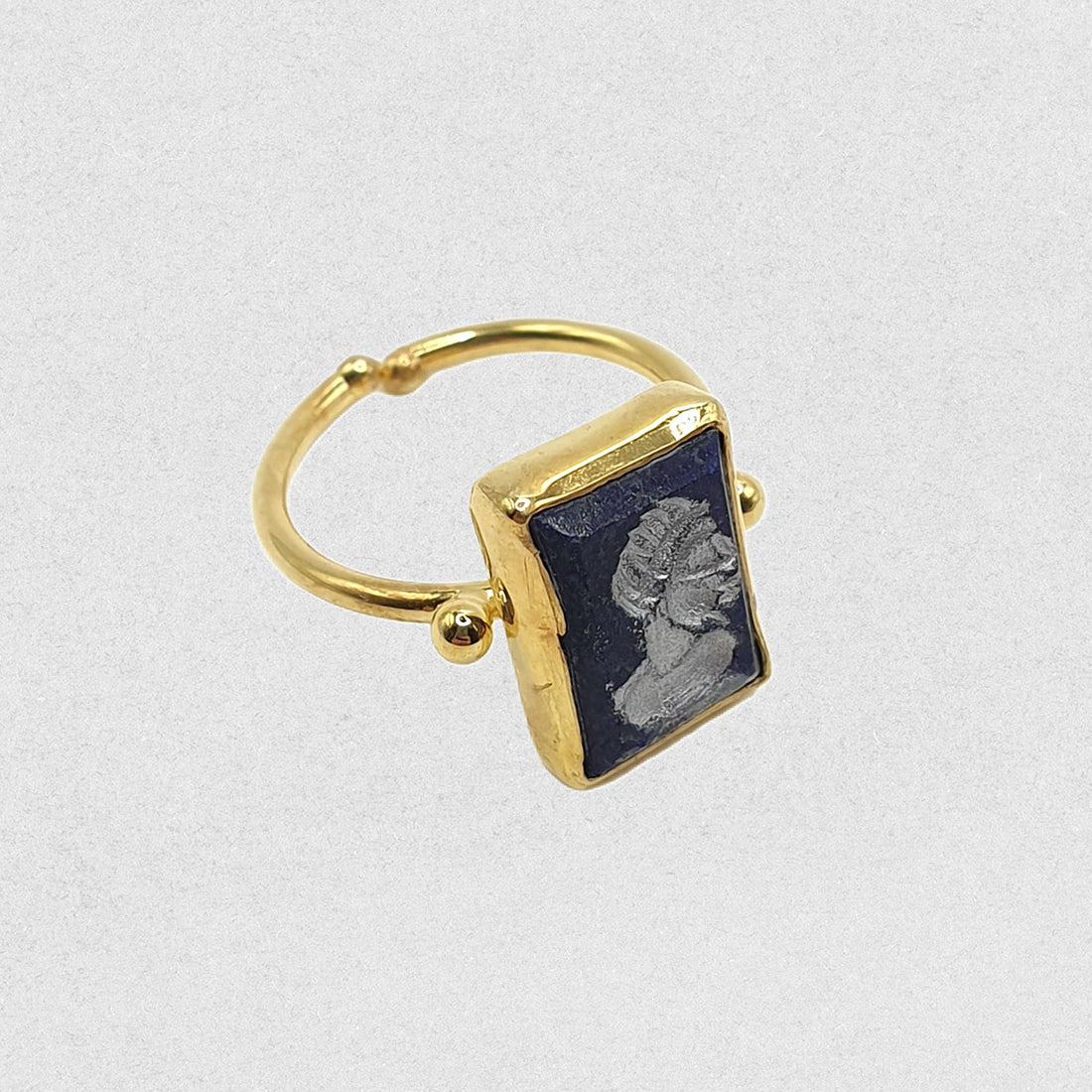 Regis Ring