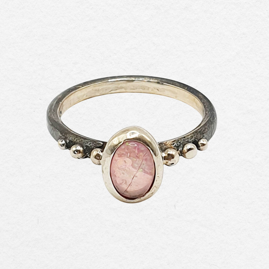 Yvone Ring