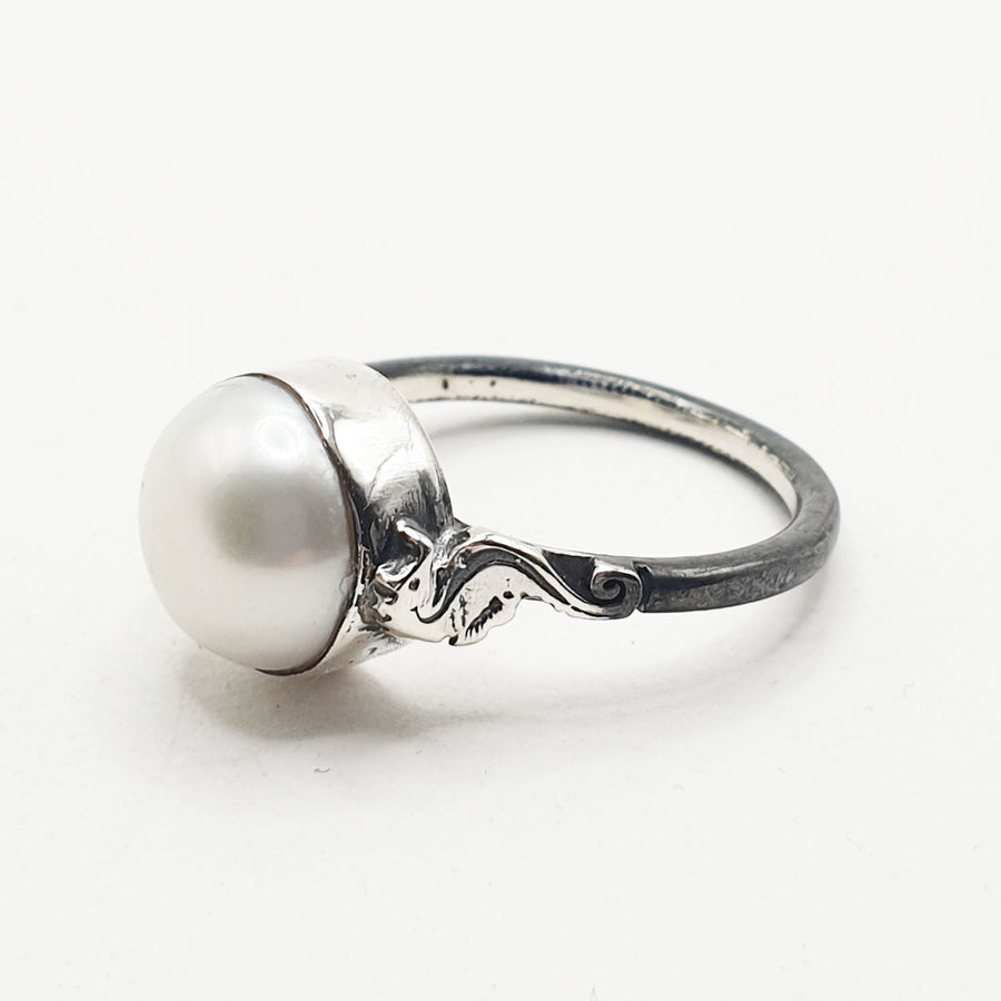 Eira Ring