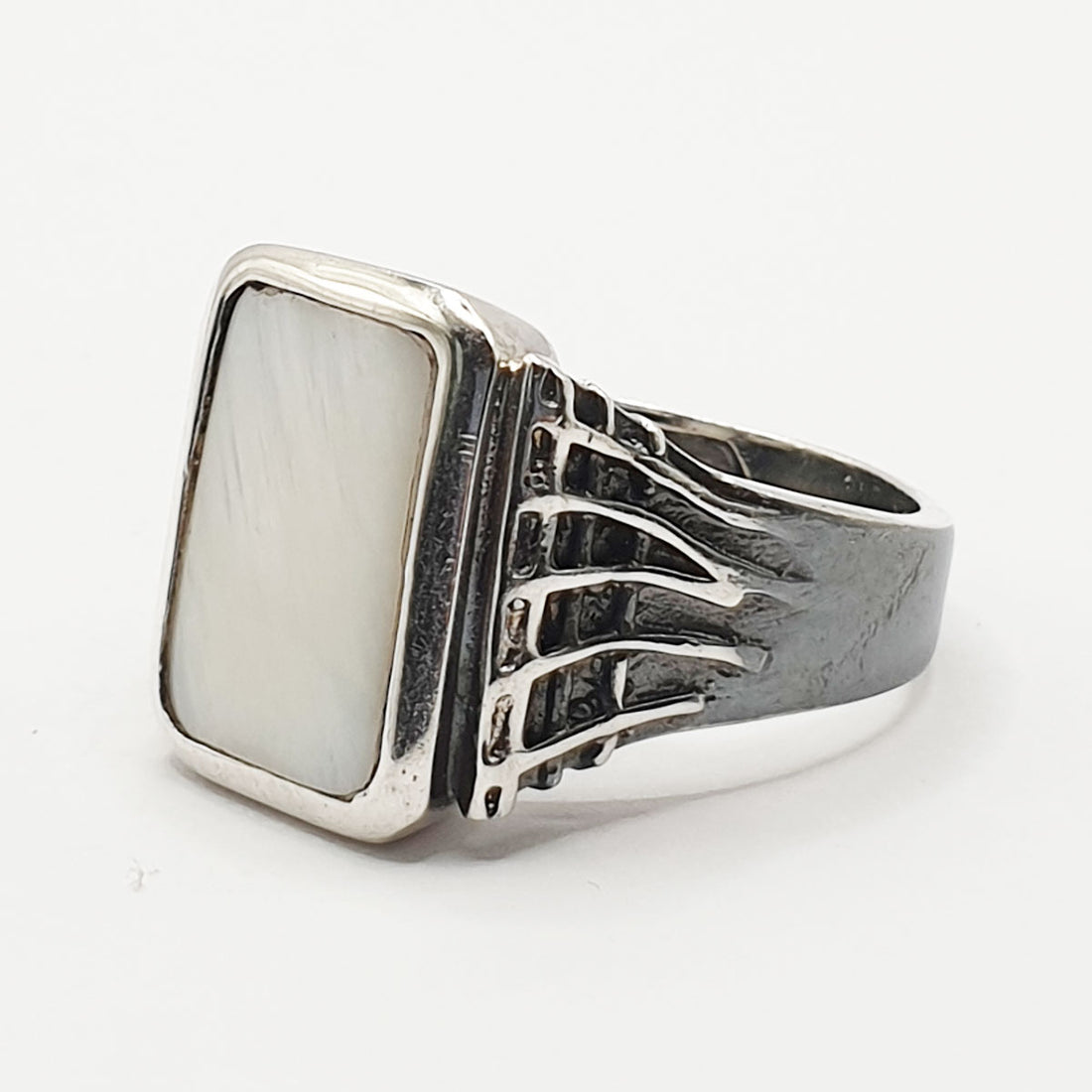 Madre Ring