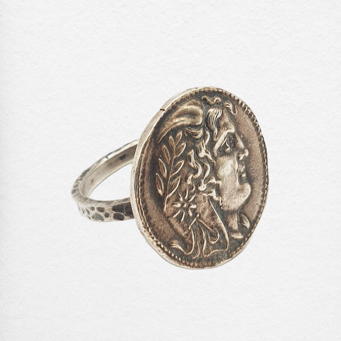 Roman Ring
