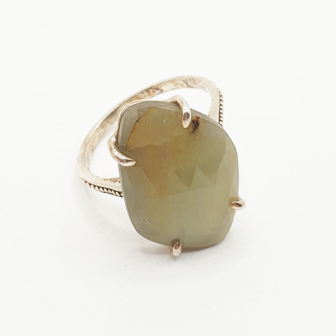 Nara Ring