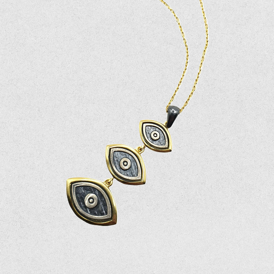 Trivista Necklace