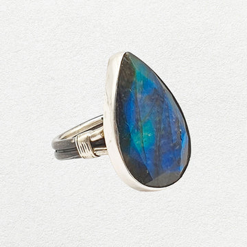 Livia Ring