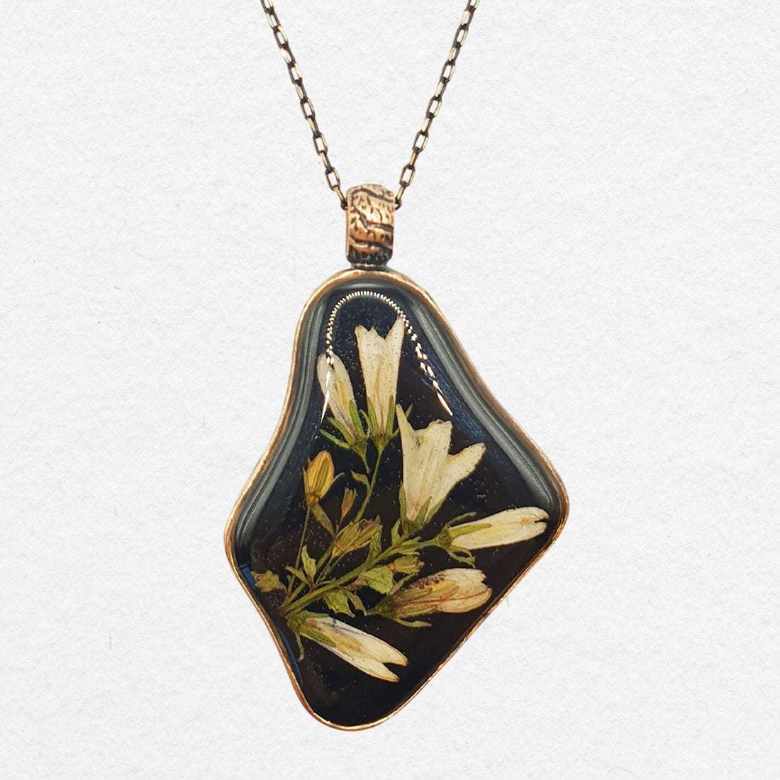Lumi Necklace