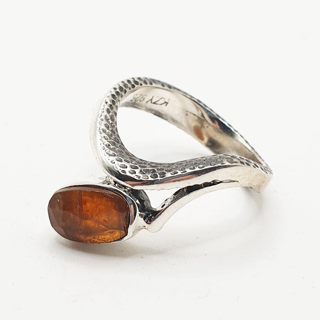 Linea Ring