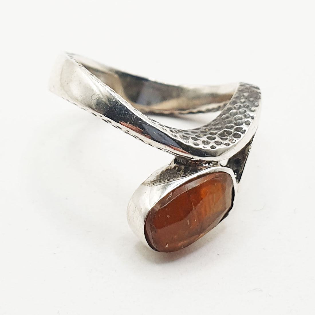 Linea Ring