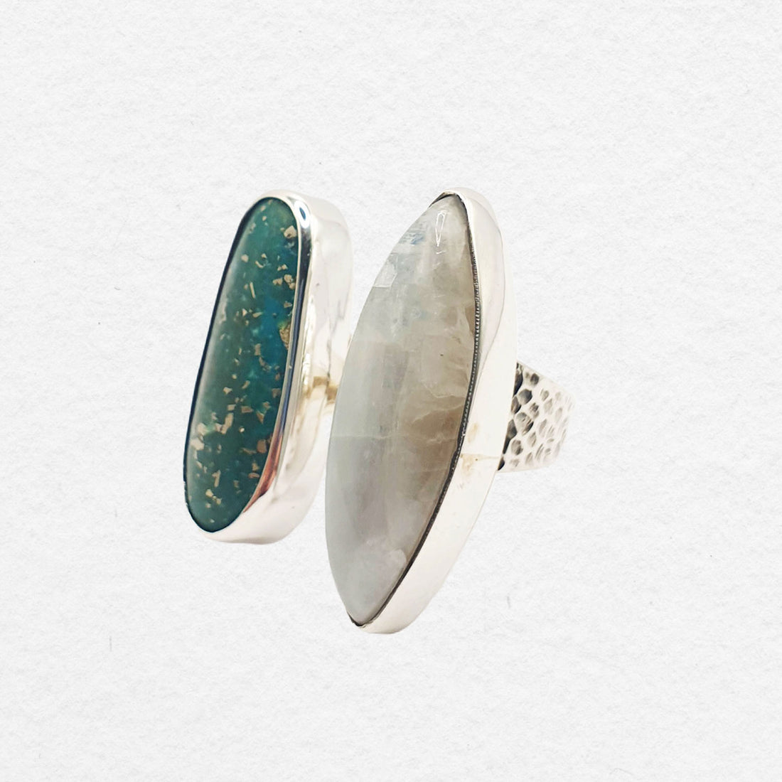 Velaris Ring