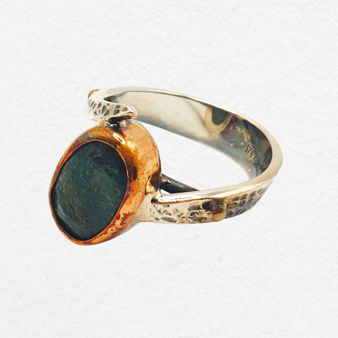 Nora Ring