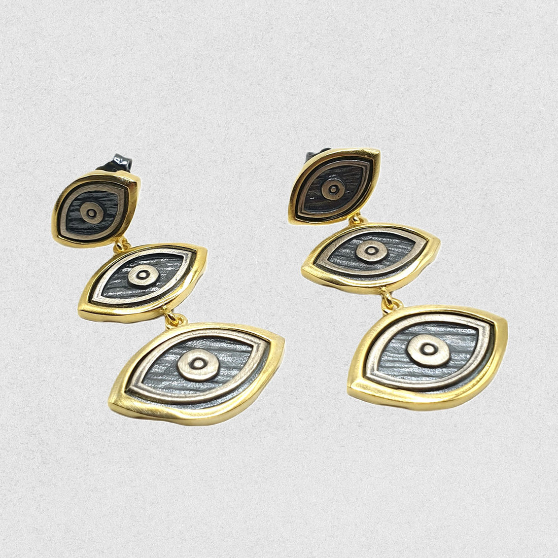 Trivista Earrings