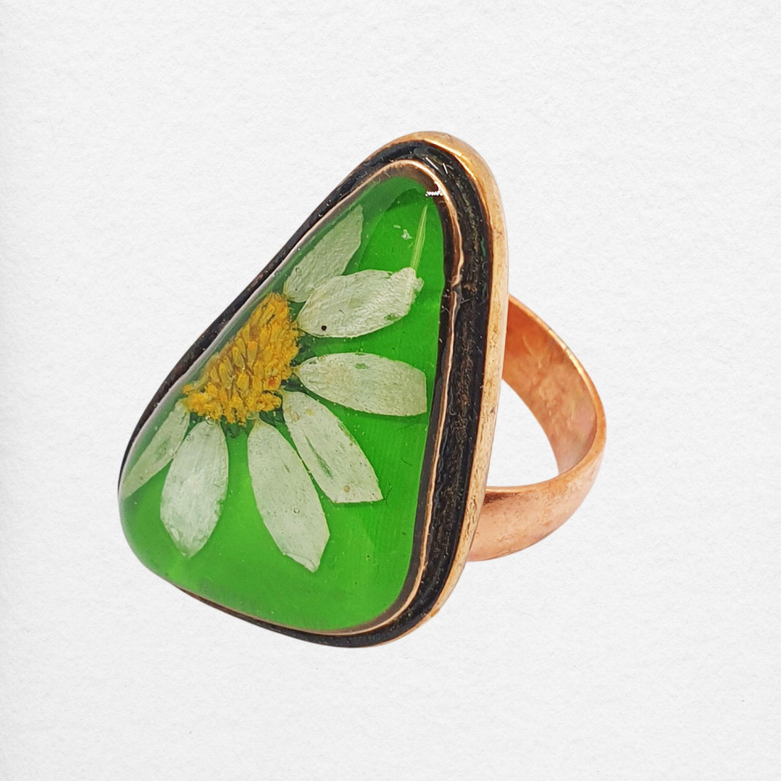 Chom Ring